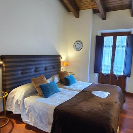 Cal Tranquil Camprodon, Acollidor Atic Al Centre Apartment Phòng bức ảnh